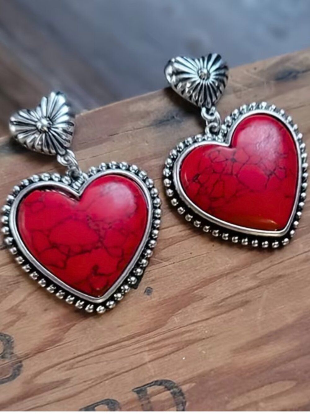 NWT Vintage Western Heart Earrings Red Stone Dangles Milgrain Edge